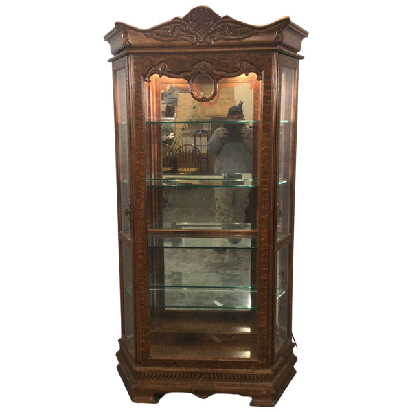 Pulaski Furniture Curio Cabinet