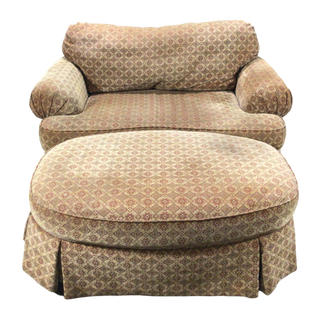 Broyhill Oversized Chair With Ottoman