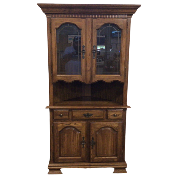 Corner Kitchen Hutch