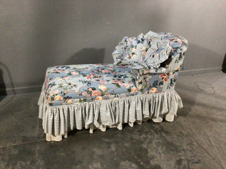 Blue floral print chaise