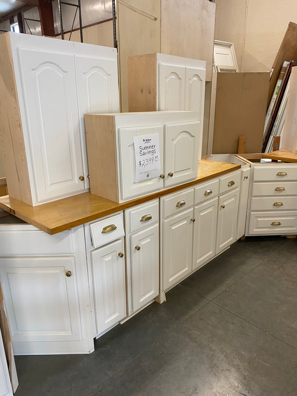 White Cabinet Set