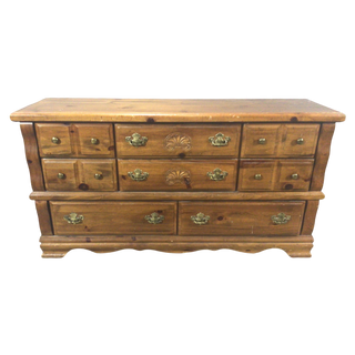 Vaughan Eight Drawer Pine Dresser