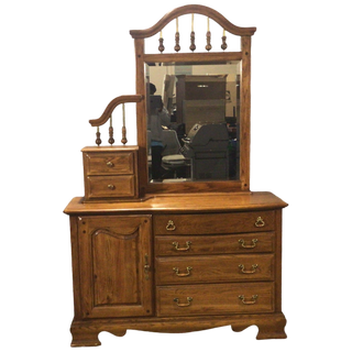 Harrison Ward Dresser With Top Drawer And Mirror