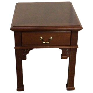 Broyhill End Table With Drawer