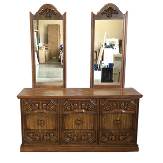 Basset Dresser with Mirrors